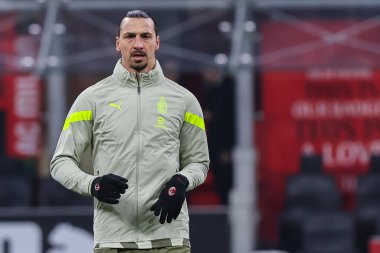 Zlatan Ibrahimovic of AC Milan warms up during Serie A 2022/23 football match between AC Milan and Torino FC at San Siro Stadium, Milan, Italy on February 10, 2023 - Credit: Fabrizio Carabelli/LiveMedi