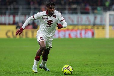 Wilfried Singo of Torino FC in action during Serie A 2022/23 football match between AC Milan and Torino FC at San Siro Stadium, Milan, Italy on February 10, 2023 - Credit: Fabrizio Carabelli/LiveMedi