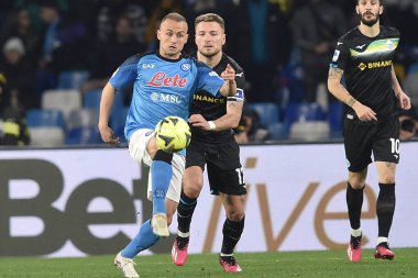 SSC Napoli 'den Stanislav Lobotka, SSC Napoli' den Ciro Immobile (SS Lazio) ile Diego Armando Maradona Stadyumu 'nda SSC Napoli ve SS Lazio arasında oynanan karşılaşma - Fotoğraf: Agostino Gemito / LiveMedi