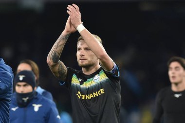 SS Lazio 'dan Ciro Immobile, SSC Napoli ve SS Lazio arasında Diego Armando Maradona Stadyumu' nda oynanan maçın sonunda taraftarlarınızı selamlıyor - Fotoğraf: Danilo Gemito / LiveMedi