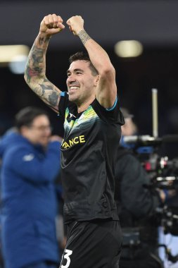 SS Lazio 'dan Alessio Romagnoli, kendi taraftarları tarafından oynanan maçın sonunda Diego Armando Maradona Stadyumu' nda SSC Napoli ile SS Lazio arasında oynanan Serie A karşılaşmasına sevindi - Fotoğraf: Danilo Gemito / LiveMedi