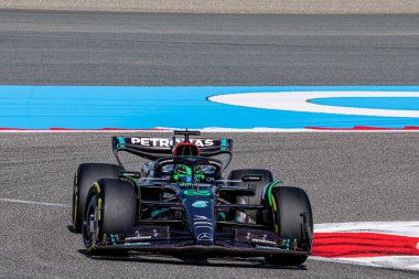   George Russell (GBR) Mercedes W14 E Performance    durinFORMULA 1 GULF AIR BAHRAIN GRAND PRIX 2023 - Credit: Alex Galli / Alessio De Marco //LiveMedi