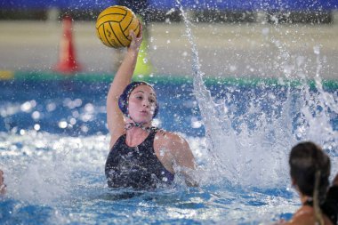 Veronica Gant (Ekipe Orizzonte) İtalyan Kadınlar Coppa Italya su topu maçında yarı final - SIS Romanları, Roma 'daki Polo Acquatico Frecciarossa' da Ekipe Orizzonte 'ye karşı - Fotoğraf: Luigi Marian