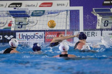 SIS Roma golü İtalyan Kadınlar Coppa Italia sutopu maçında yarı final - SIS Romanları, Roma, İtalya 'daki Polo Acquatico Frecciarossa' da Ekipe Orizzonte 'ye karşı - Fotoğraf: Luigi Marian