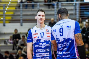 Yuri Romano (Gaz Satışı Bluenergy Piacenza) Voleybol İtalyan Serie A Erkekler Süper Ligi Şampiyonası sırasında Cisterna, İtalya 'daki Palasport' ta Gaz Satış Bluenergy Piacenza 'ya karşı, Bianca Simonett