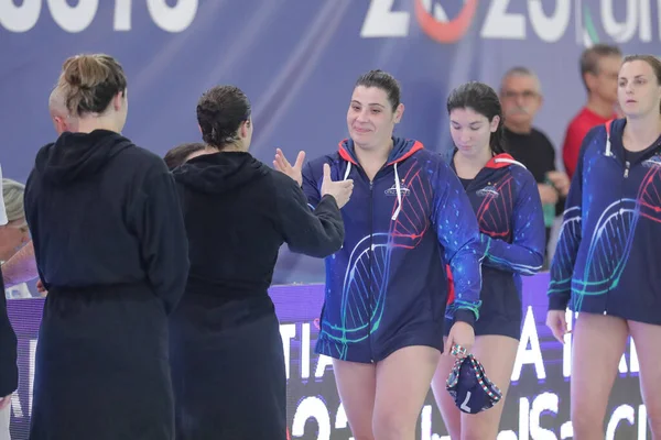 Begrüßung Während Des Coppa Italia Wasserball Halbfinalspiels Der Italienischen Frauen — Stockfoto