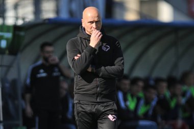 İtalya futbol takımı Serie B maçında Palermo Eugenio Corini 'nin baş antrenörü AC Pisa-Palermo FC maçı Pisa, İtalya' da Arena Garibaldi 'de, Mart 04, 2023 - Fotoğraf: Gabriele Masott