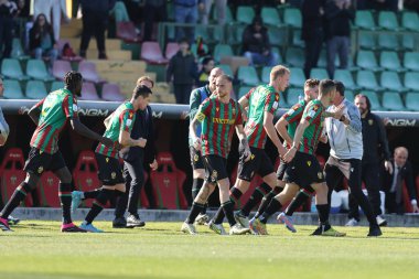 İtalya 'nın Terni kentindeki Libero Liberati Stadyumu' nda Ternana Calcio 'ya karşı Benevento Calcio maçında (Ternana) kutlama (Ternana) maçı, 5 Mart 2023 - Fotoğraf: Luca Marchett