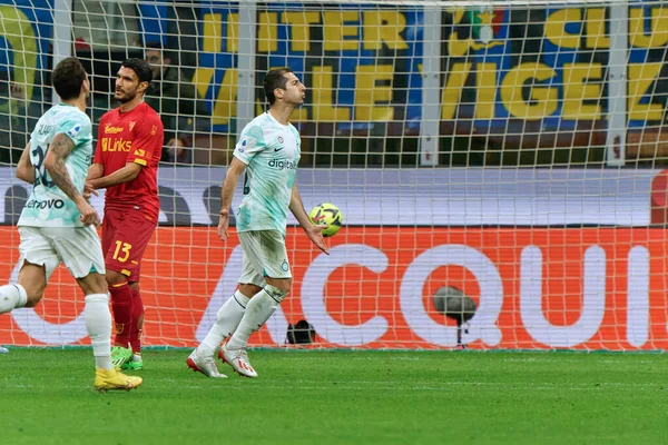 Henrikh Mkhitaryan Inter Comemora Depois Marcar Gol Durante Futebol Italiano — Fotografia de Stock