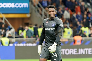 Andre Onana (FC Inter) İtalya futbolu sırasında Serie A maçı sırasında - FC Internazionale, ABD Lecce 'ye karşı Milano, İtalya' da San Siro Stadyumu 'nda, 5 Mart 2023 - Fotoğraf: Emmanuele Mastrodonat