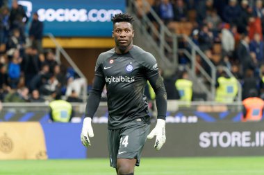 Andre Onana (FC Inter) İtalya futbolu sırasında Serie A maçı sırasında - FC Internazionale, ABD Lecce 'ye karşı Milano, İtalya' da San Siro Stadyumu 'nda, 5 Mart 2023 - Fotoğraf: Emmanuele Mastrodonat