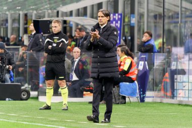 Teknik direktör Simone Inzaghi (FC Inter) İtalya 'nın Milano şehrindeki San Siro Stadyumu' nda FC Internazionale ile ABD Lecce maçında, 5 Mart 2023 - Fotoğraf: Emmanuele Mastrodonat