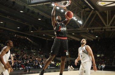 Mouhammadou Jaiteh (Segafredo Virtus Bologna) LBA İtalya basketbol şampiyonası maçında Segafredo Virtus Bologna - Bertram Yachts Derthona - Bologna, İtalya, 05 Mart 2023 Segafredo Arena - Fotoğraf: Michele Nucci - Fotoğraf: Michel