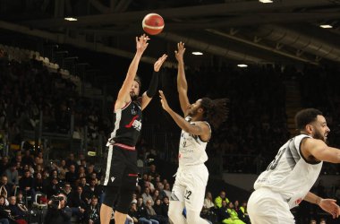 Marco Belinelli (Segafredo Virtus Bologna) LBA İtalya basketbol şampiyonası maçında Segafredo Virtus Bologna - Bertram Yachts Derthona Tortona - Bologna, İtalya, 05 Mart 2023 Segafredo Arena - Fotoğraf: Michele Nucci - Kredi: Michele N