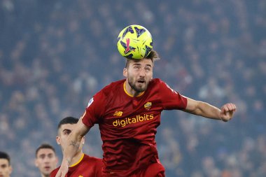 AS Roma takımından Bryan Cristante İtalya 'nın başkenti Roma' daki Olimpico stadyumunda AS Roma ve Juventus FC maçında, 5 Mart 2023 - Fotoğraf: AGN Fot