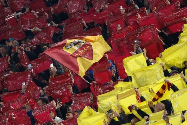 İtalyan futbol takımı Serie A 'nın İtalya' daki Olimpico stadyumunda AS Roma ve Juventus FC maçında Roma taraftarları, 5 Mart 2023 - Fotoğraf: AGN Fot