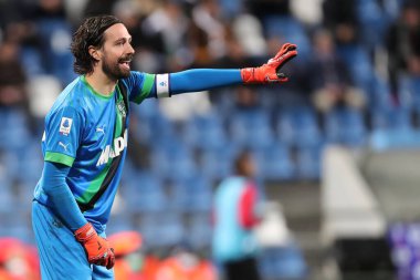 6 Mart 2023 'te İtalya' nın Reggio Emilia kentinde, Mapei Stadyumu-Citta del Tricolore 'da ABD' li Sassuolo Calcio ve ABD 'li Cremonese arasında oynanan Serie A maçı sırasında ABD' li Sassuolo Calcio 'dan Andrea Consigli görev başında. - Fotoğraf: Luca Amedeo Bizzarri / LiveMedi