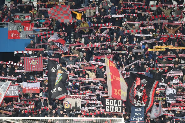 Fans Cremonese Durante Partita Serie Tra Sassuolo Calcio Cremonese Mapei — Foto Stock