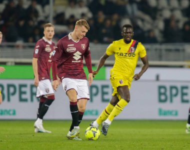 Torino FC takımından Perr Schuurs, İtalya Serie A 'da Torino Fc ile Bologna Fc arasında oynanan maç sırasında, 06 Mart 2023 tarihinde İtalya' nın Torin kentinde bulunan Olimpico Grande Torino Stadyumu 'nda oynanmıştır. Fotoğraf: Ndrerim Kaceli - Fotoğraf: Nderim Kaceli / LiveMedi