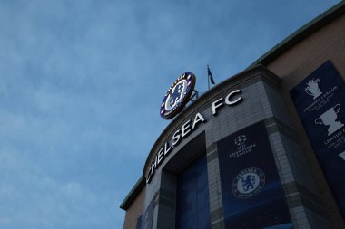 UEFA Şampiyonlar Ligi 'nin Chelsea FC - Borussia Dortmund maçı sırasında stadyumun dışındaki genel manzara, İngiltere' nin Londra kentindeki Stamford Köprüsü 'nde, 07 Mart 2023 - Fotoğraf: Francesco Scaccianoc