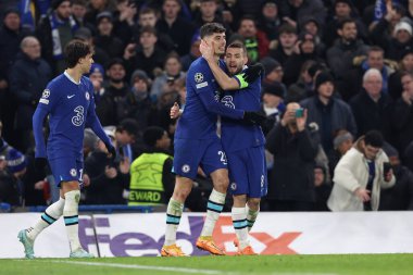 Chelsea FC 'den Kai Havertz, UEFA Şampiyonlar Ligi' nde Chelsea FC ile Borussia Dortmund 'un Londra' daki Stamford Köprüsü 'nde oynadıkları maçta attığı ikinci golü kutluyor.