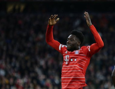 Uefa Şampiyonlar Ligi sırasında Fc Bayern Münih 'ten Alphonso Davies, Fc Bayern Münih ile Paris Saint-Germain arasında 08 Mart 2023 tarihinde Allianz Arena, Münih, Almanya Fotoğraf Ndrerim Kaceli - Fotoğraf: Nderim Kaceli / LiveMedi