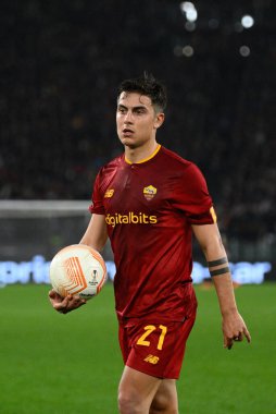 Paulo Dybala (AS Roma) UEFA Avrupa Ligi 2022-2023 futbol karşılaşması sırasında AS Roma ve Real Sociedad arasında 9 Mart 2022 'de Roma Olimpiyat Stadyumu' nda oynanmıştır. - Fotoğraf: Fabrizio Corradetti / LiveMedi