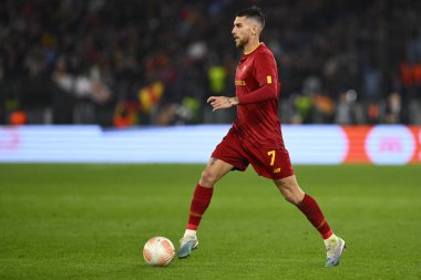 A.S. Roma takımından Lorenzo Pellegrini, 9 Mart 2023 'te Roma' daki Stadio Olimpico 'da A.S. Roma ile Real Sociedad de Futbol arasında oynanan UEFA Avrupa Ligi' nin 16. - Fotoğraf: Domenico Cippitelli / LiveMedi