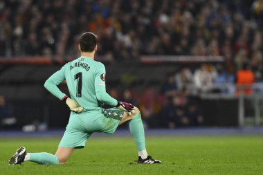 Real Sociedad de Futbol takımından Alejandro Remiro, 9 Mart 2023 'te Roma' daki Stadio Olimpico 'da A.S. Roma ve Real Sociedad de Futbol arasında oynanan UEFA Avrupa Ligi' nin 16. - Fotoğraf: Domenico Cippitelli / LiveMedi