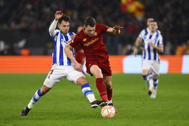 A.S. Roma 'dan Andrea Belotti ve Real Sociedad de Futbol' dan Martin Zubimendi, 9 Mart 2023 'te Roma' daki Stadio Olimpico 'da A.S. Roma ve Real Sociedad de Futbol arasında oynanan UEFA Avrupa Ligi' nin 16. - Kredi: