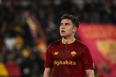 Paulo Dybala (AS Roma) UEFA Avrupa Ligi 2022-2023 futbol karşılaşması sırasında AS Roma ve Real Sociedad arasında 9 Mart 2022 'de Roma Olimpiyat Stadyumu' nda oynanmıştır. - Fotoğraf: Fabrizio Corradetti / LiveMedi