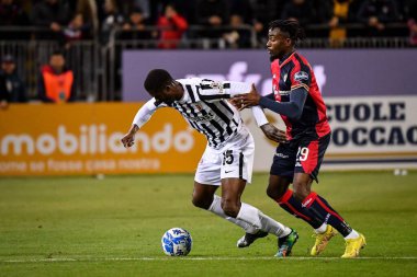 Ascoli Calcio takımından Diomande Yann Cedric Gondo İtalya 'nın başkenti Cagliari' de oynanan maçta Cagliari Calcio 'ya karşı Ascoli Calcio maçında, 10 Mart 2023 - Fotoğraf: Luigi Can