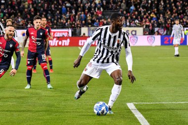 Ascoli Calcio takımından Diomande Yann Cedric Gondo İtalya 'nın başkenti Cagliari' de oynanan maçta Cagliari Calcio 'ya karşı Ascoli Calcio maçında, 10 Mart 2023 - Fotoğraf: Luigi Can