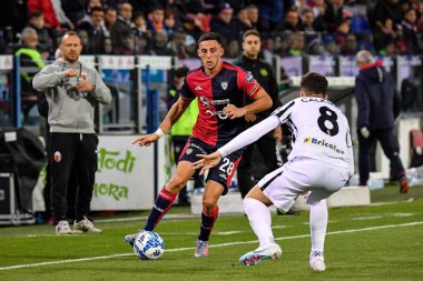 Cagliari Calcio takımından Gabriele Zappa İtalya 'nın başkenti Cagliari' de oynanan maçta Cagliari Calcio 'ya karşı Cagliari Calcio maçında, 10 Mart 2023 - Fotoğraf: Luigi Can