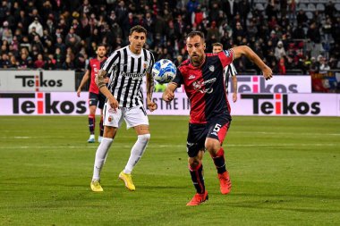 Cagliari Calcio takımından Marco Mancosu İtalya 'nın başkenti Cagliari' de oynanan maçta Cagliari Calcio 'ya karşı Cagliari Calcio maçında, 10 Mart 2023 - Fotoğraf: Luigi Can