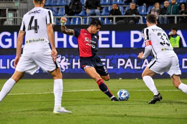 Cagliari Calcio takımından Gianluca Lapadula İtalya 'nın Cagliari, İtalya' daki Unipol Domus maçında Cagliari Calcio-Ascoli Calcio maçında, 10 Mart 2023 - Fotoğraf: Luigi Can