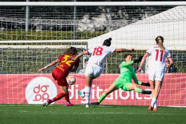 Martina Piemonte (AC Milan), 11 Mart 2023 tarihinde Roma 'daki Tre Fontane Stadyumu' nda AS Roma ile AC Milan arasında oynanan Coppa Italia Frecciarossa yarı final maçında 0-1 gol attı. - Fotoğraf: Fabrizio Corradetti / LiveMedi