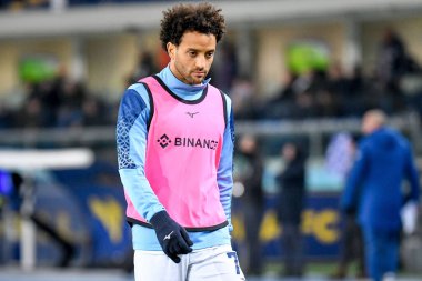 Lazio 'nun İtalya futbolu Serie A maçındaki Felipe Anderson portresi, İtalya' nın Verona kentindeki Marcantonio Bentegodi Stadyumu 'nda Hellas Verona FC' ye karşı SS Lazio (portreler arşivi) maçı.