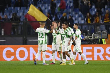 ABD 'li Sassuolo, 12 Mart 2023' te İtalya 'nın başkenti Roma' daki Stadio Olimpico 'da A.S. Roma ve ABD Sassuolo arasındaki Serie A Şampiyonası' nın 26. gününde taraftarları selamlıyor. - Fotoğraf: Domenico Cippitelli / LiveMedi