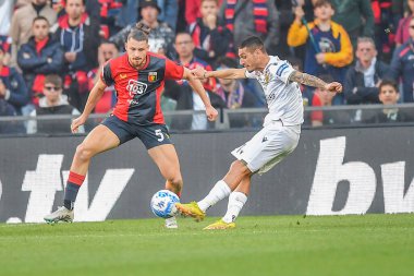 Radu Matei Dragusin (Cenova) - Anthony Partipilo (Ternana) 12 Mart 2023 tarihinde İtalya 'nın Ceneviz kentinde oynanan Cenova CFC - Ternana Calcio maçında