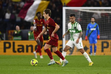 A.S. Roma 'dan Edoardo Bove, Roma' nın başkenti Roma 'daki Stadio Olimpico' da 12 Mart 2023 tarihinde A.S. Roma ve ABD Sassuolo arasındaki Serie A Şampiyonası 'nın 26. - Fotoğraf: Domenico Cippitelli / LiveMedi