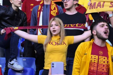 A.S. Roma 'yı destekleyenler, Roma, İtalya' daki Stadio Olimpico 'da 12 Mart 2023 tarihinde A.S. Roma ve ABD Sassuolo arasında düzenlenen Serie A Şampiyonası' nın 26. gününde. - Fotoğraf: Domenico Cippitelli / LiveMedi