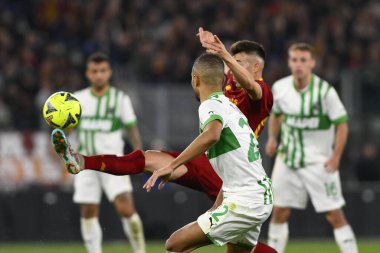 Amerika Birleşik Devletleri 'nden Jeremy Toljan ve A.S. Roma' dan Stephan El Shaarawy, 12 Mart 2023 'te İtalya' nın başkenti Roma 'da düzenlenen Stadio Olimpico' da A.S. Roma ve ABD Sassuolo arasındaki Serie A Şampiyonası 'nın 26. - Fotoğraf: Domenico Cippitelli / LiveMedi