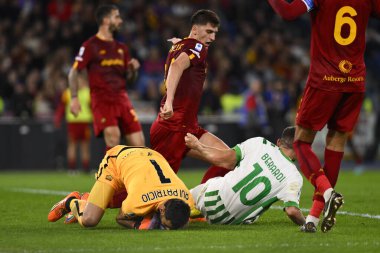 ABD 'li Domenico Berardi ve A.S. Roma' dan Marash Kumbulla, 12 Mart 2023 'te İtalya' nın başkenti Roma 'da düzenlenen Stadio Olimpico' da A.S. Roma ve ABD Sassuolo arasındaki Serie A Şampiyonası 'nın 26. günündeler. - Fotoğraf: Domenico Cippitelli / LiveMedi