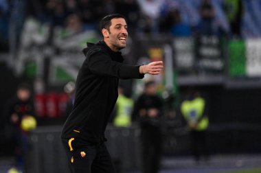 Salvatori Foti teknik direktörü (AS Roma) 12 Mart 2023 'te Roma' daki Olimpik Stadyumu 'nda AS Roma ve US Sassuolo arasında oynanan 2022 / 2023 tarihli İtalya Futbol Şampiyonası Ligi karşılaşmasında teknik direktör oldu. - Fotoğraf: Fabrizio Corradetti / LiveMedi