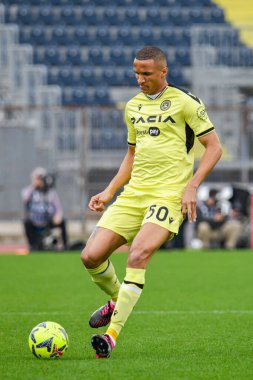 Udinese 'den Jaka Bijol İtalya' nın Empoli şehrindeki Carlo Castellani stadyumunda oynanan Udinese Calcio maçında, 11 Mart 2023 - Fotoğraf: Fabio Fagiolin