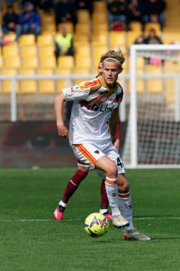 Morten Hjulmand (ABD Lecce) İtalya 'nın Lecce şehrindeki Via Del Mare Stadyumu' nda oynanan ABD Lecce-Torino FC maçında, 12 Mart 2023 - Fotoğraf: Emmanuele Mastrodonat