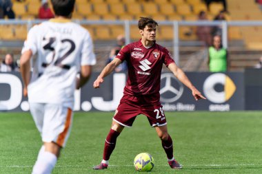 Samuele Ricci (Torino FC) İtalya 'nın başkenti Lecce' deki Via Del Mare Stadyumu 'nda oynanan ABD Lecce-Torino FC maçında, 12 Mart 2023 - Fotoğraf: Emmanuele Mastrodonat