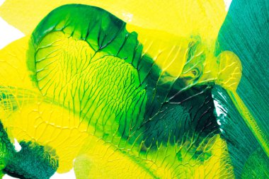 Beyaz kağıda akrilik renkler çizdim ve kağıdı karıştırılmış akrilik renklerin dokusunu oluşturan rorschach mürekkep lekesine benzer şekilde katladım..