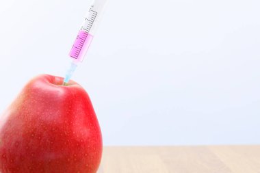 Elma, sağlığınıza dikkat etmenin, düzenli kontrollerin ve kendinize ve sağlığınıza dikkat etmenin bir sembolü.